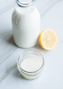 jogurt i limun maska za kozu
