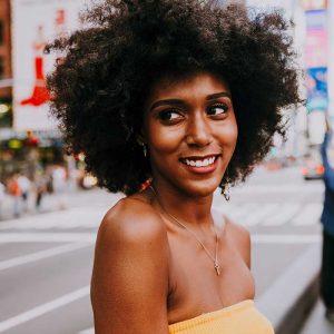 afro frizure lokne