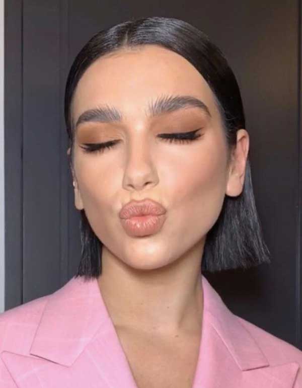 elegantna svečana varijanta - zalizana kosa - dua lipa - kosa do ramena